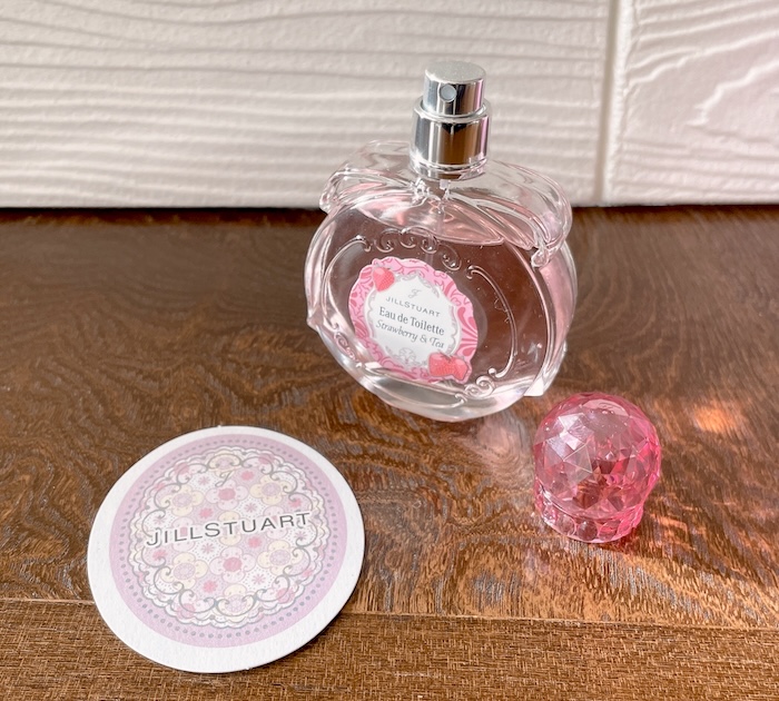 テスターの可愛い紙｜ ストロベリー＆ティー オードトワレ